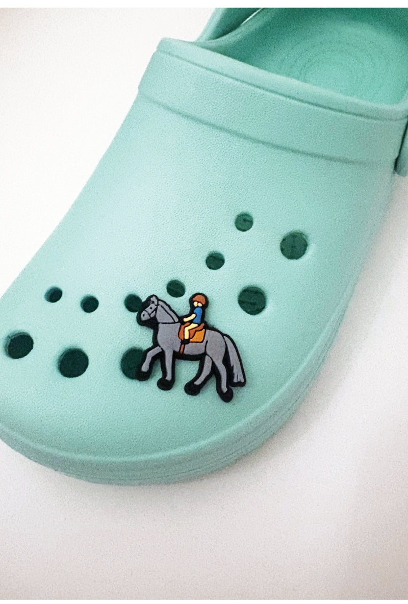 Grey Horse-  Croc Jibbet